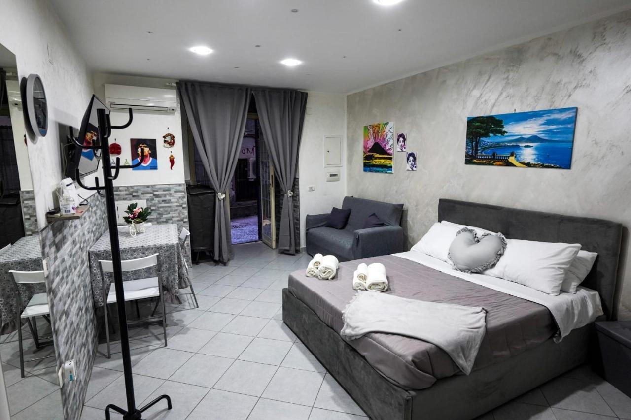 Housepurgatorio14 Centro Storico Apartment Naples Luaran gambar
