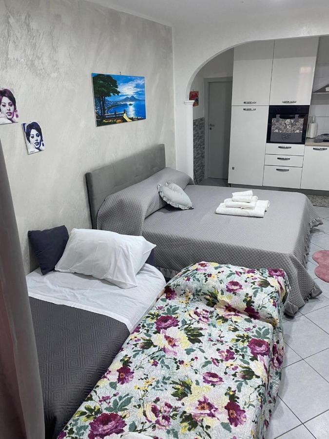 Housepurgatorio14 Centro Storico Apartment Naples Luaran gambar