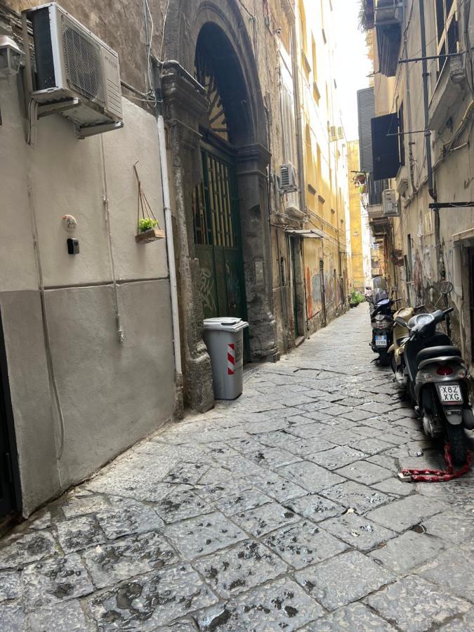 Housepurgatorio14 Centro Storico Apartment Naples Luaran gambar