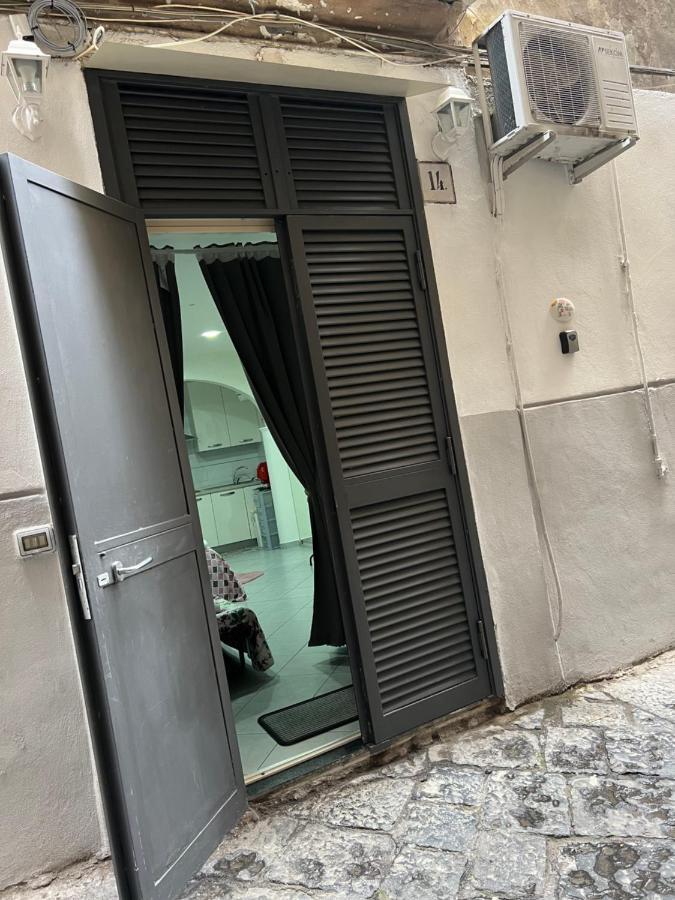 Housepurgatorio14 Centro Storico Apartment Naples Luaran gambar