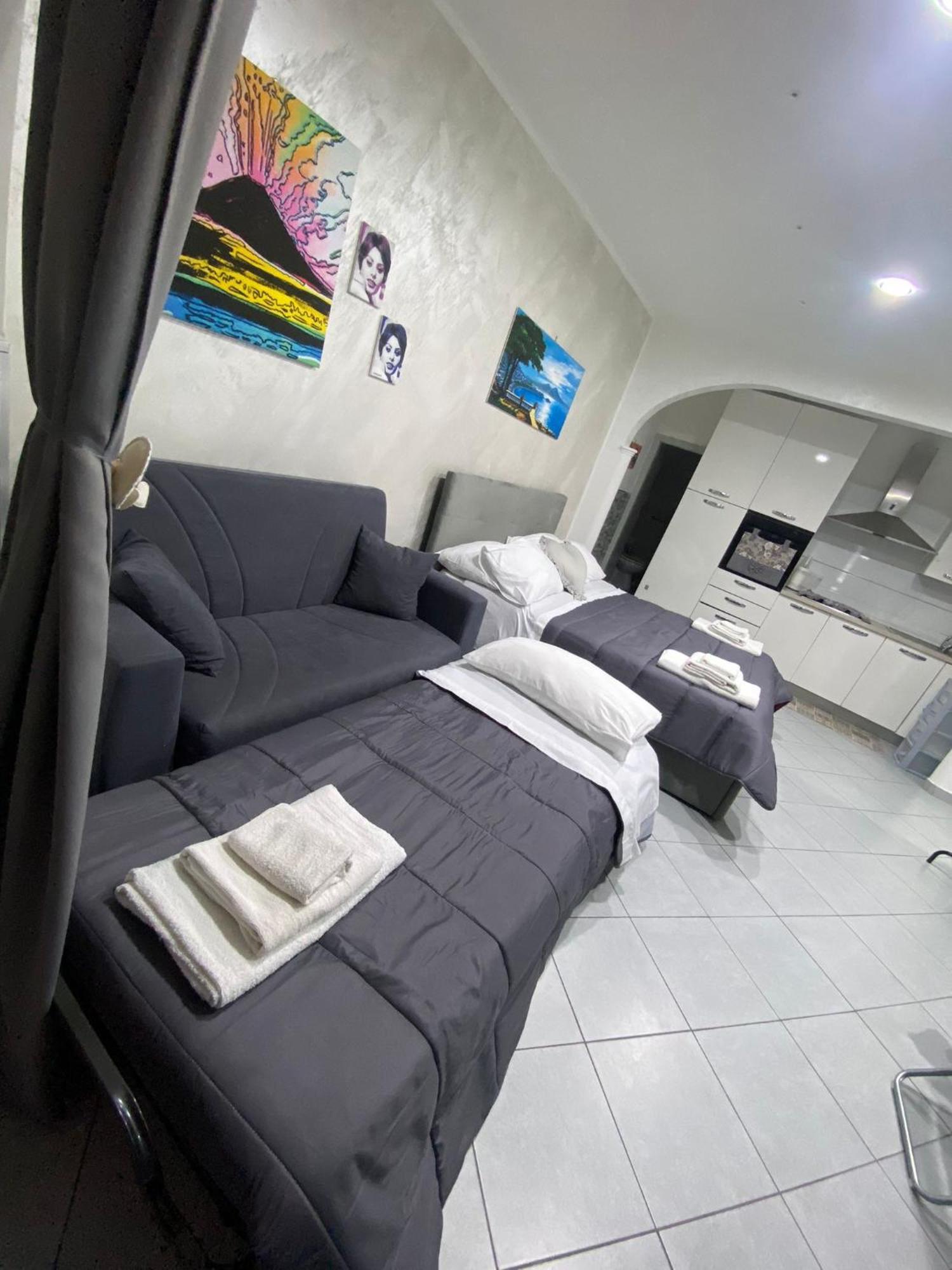 Housepurgatorio14 Centro Storico Apartment Naples Luaran gambar